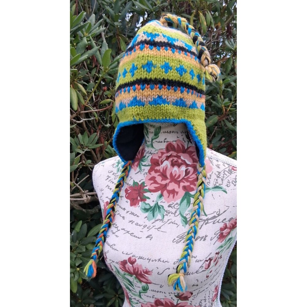 Navy 100% Wool Fair Isle Toboggan Hat Tassels Knit Made In Nepal